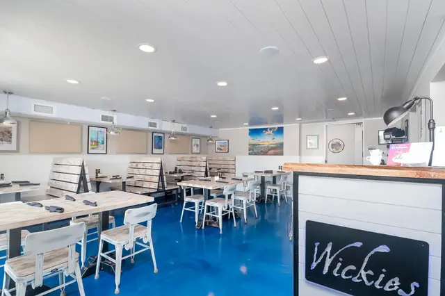 Wickies Lighthouse Restaurant — photo 1